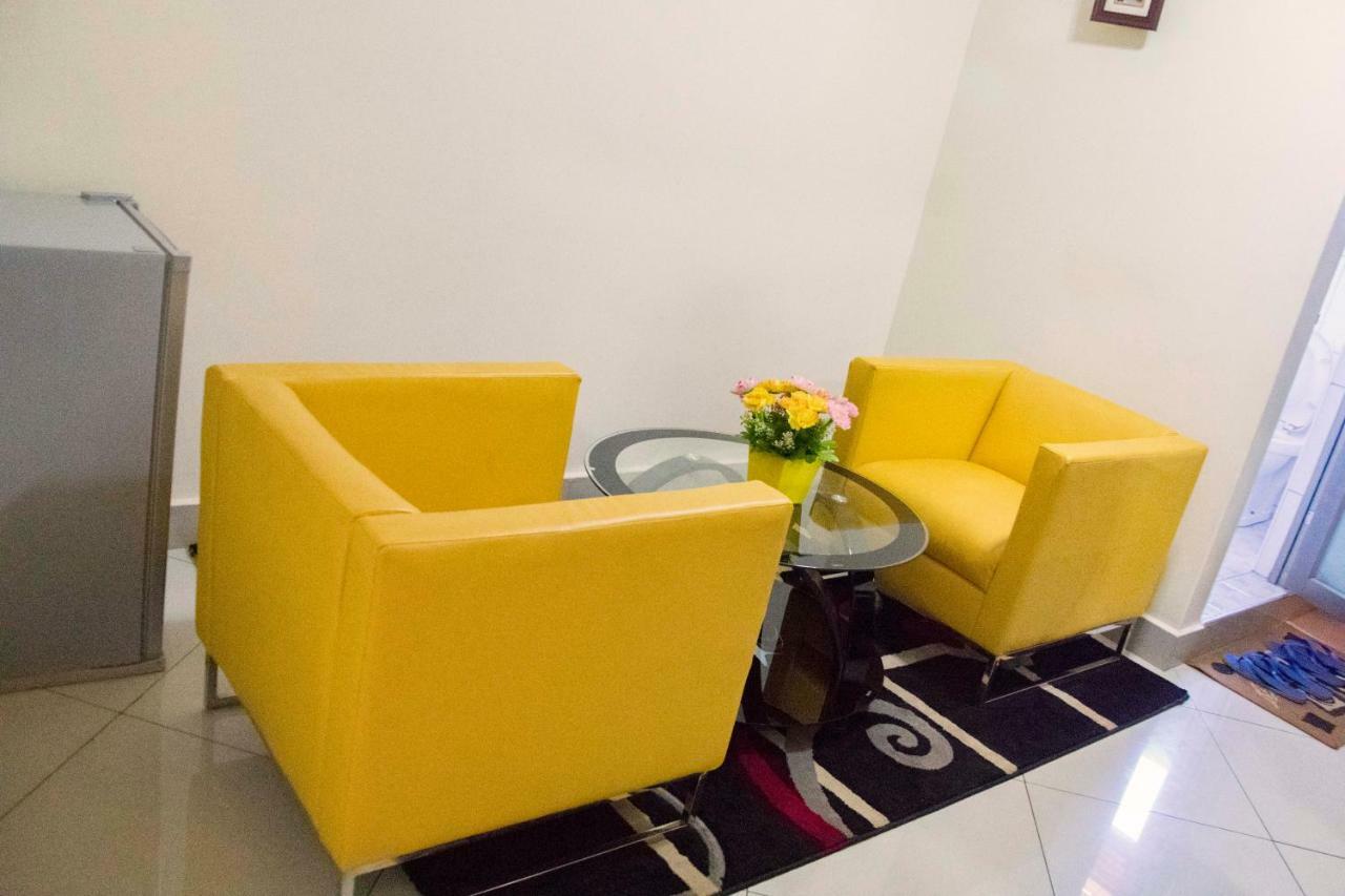 G-One Hotel Kampala Luaran gambar