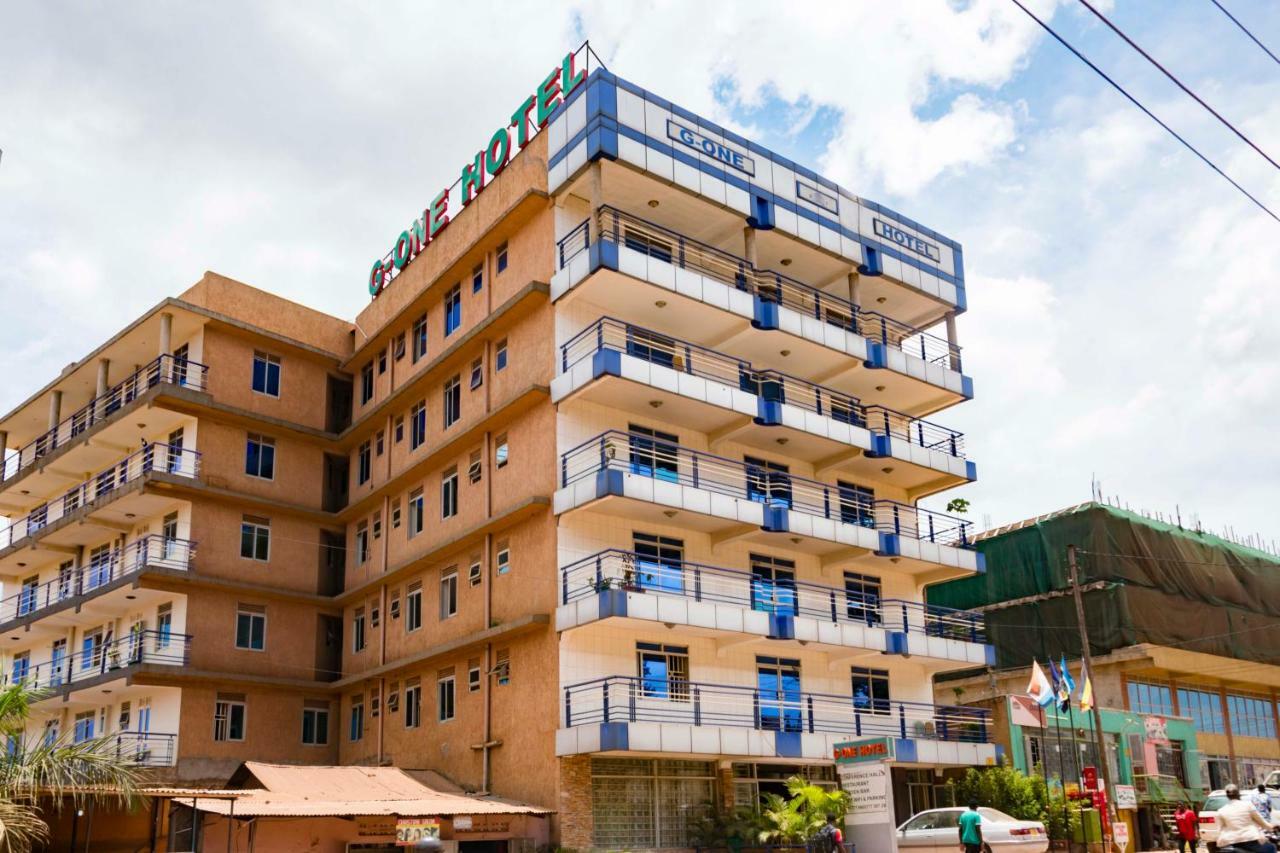 G-One Hotel Kampala Luaran gambar